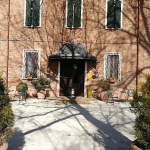 Hotel Rovere, Quistello